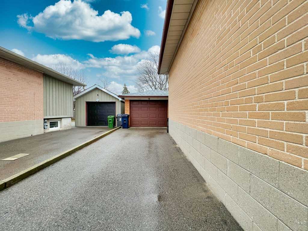 53 Lawnside Drive