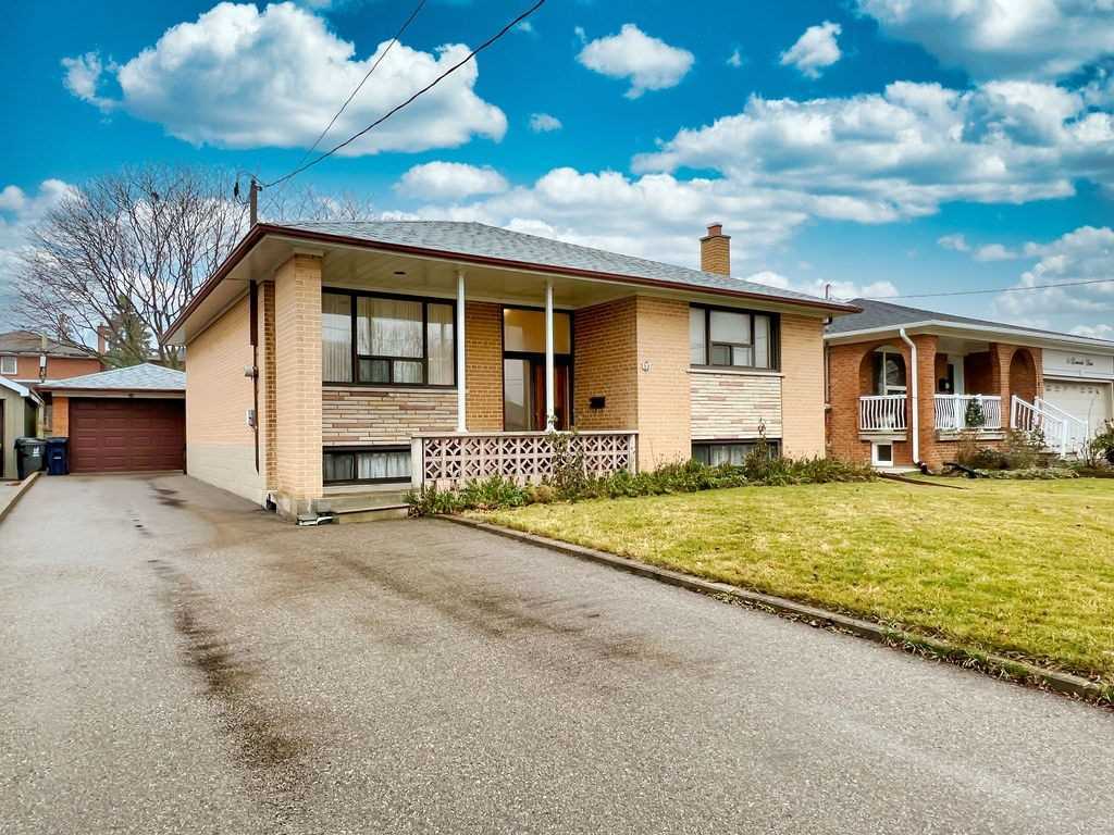 53 Lawnside Drive