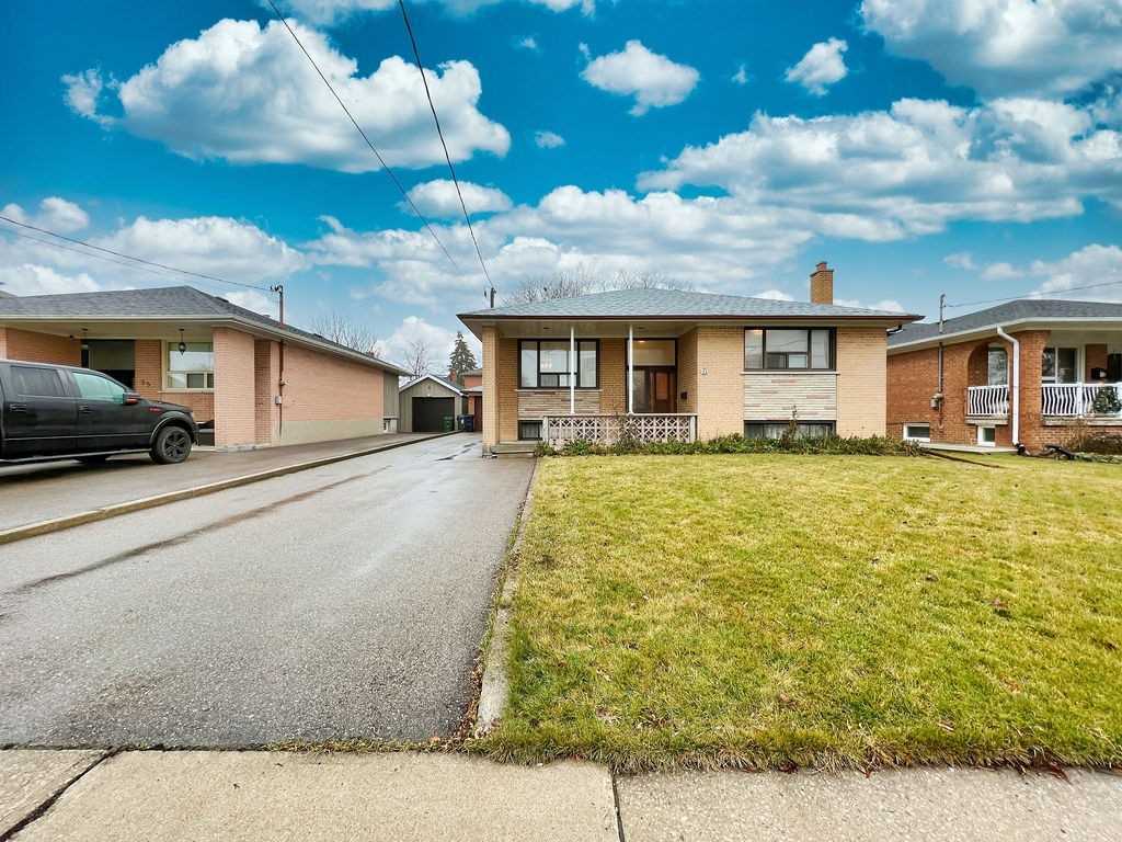 53 Lawnside Drive