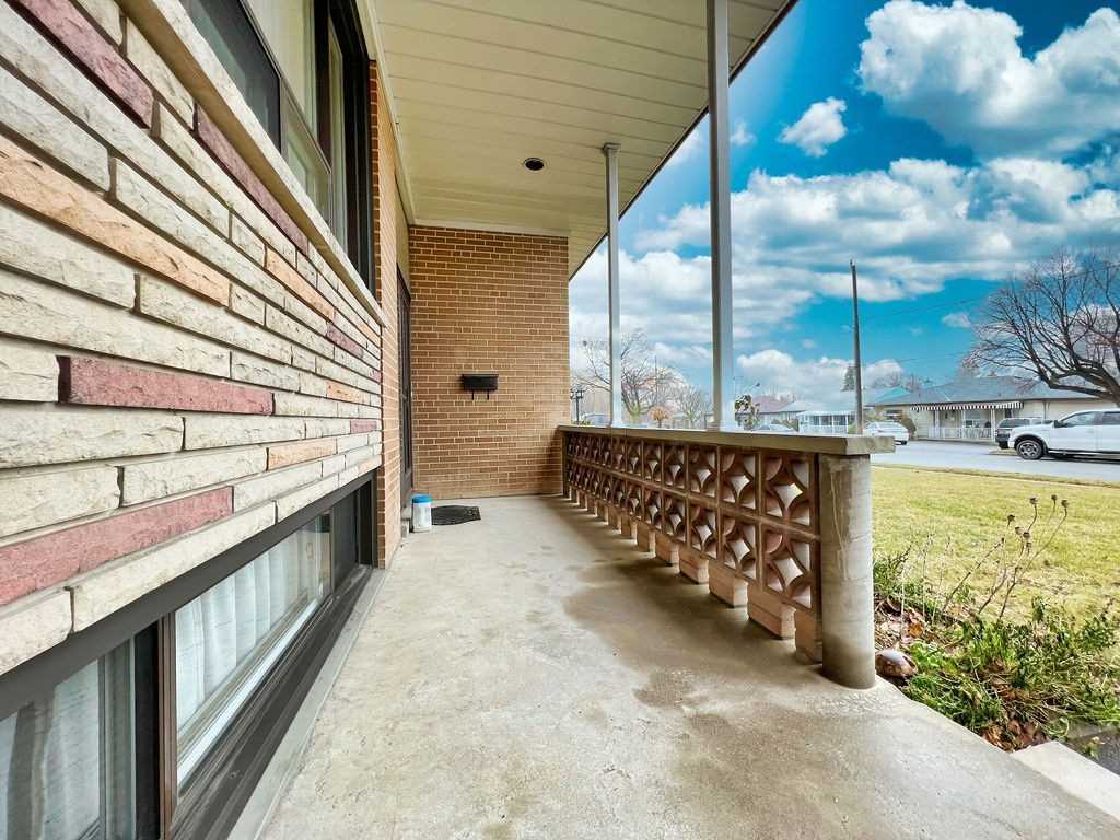 53 Lawnside Drive