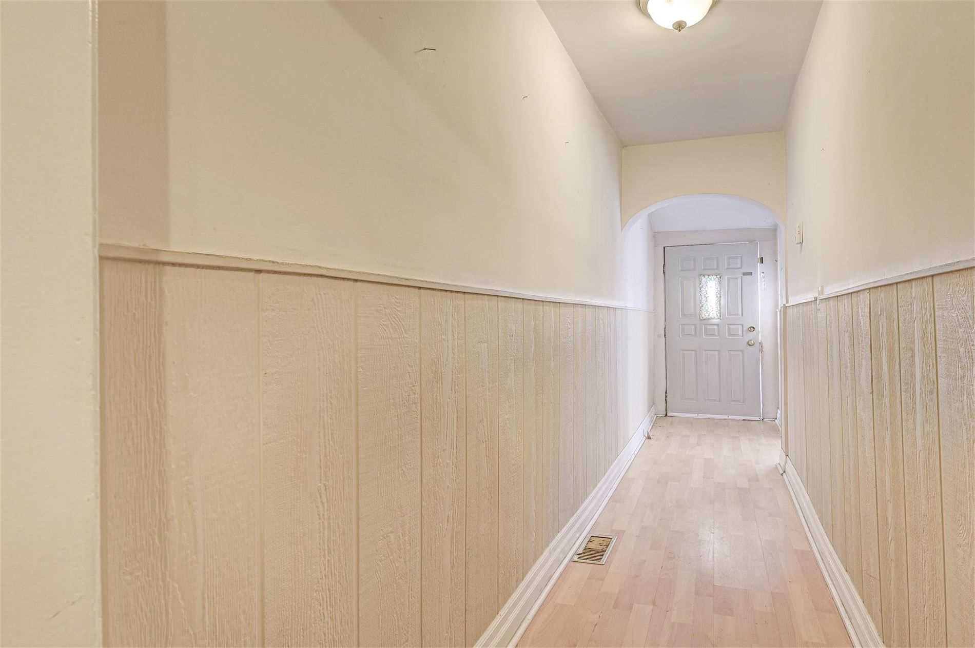 Listing W5870646 - Large Photo # 5