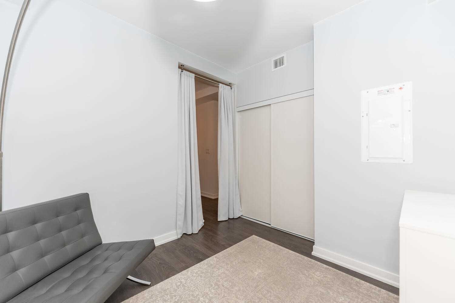 Listing W5870654 - Large Photo # 32