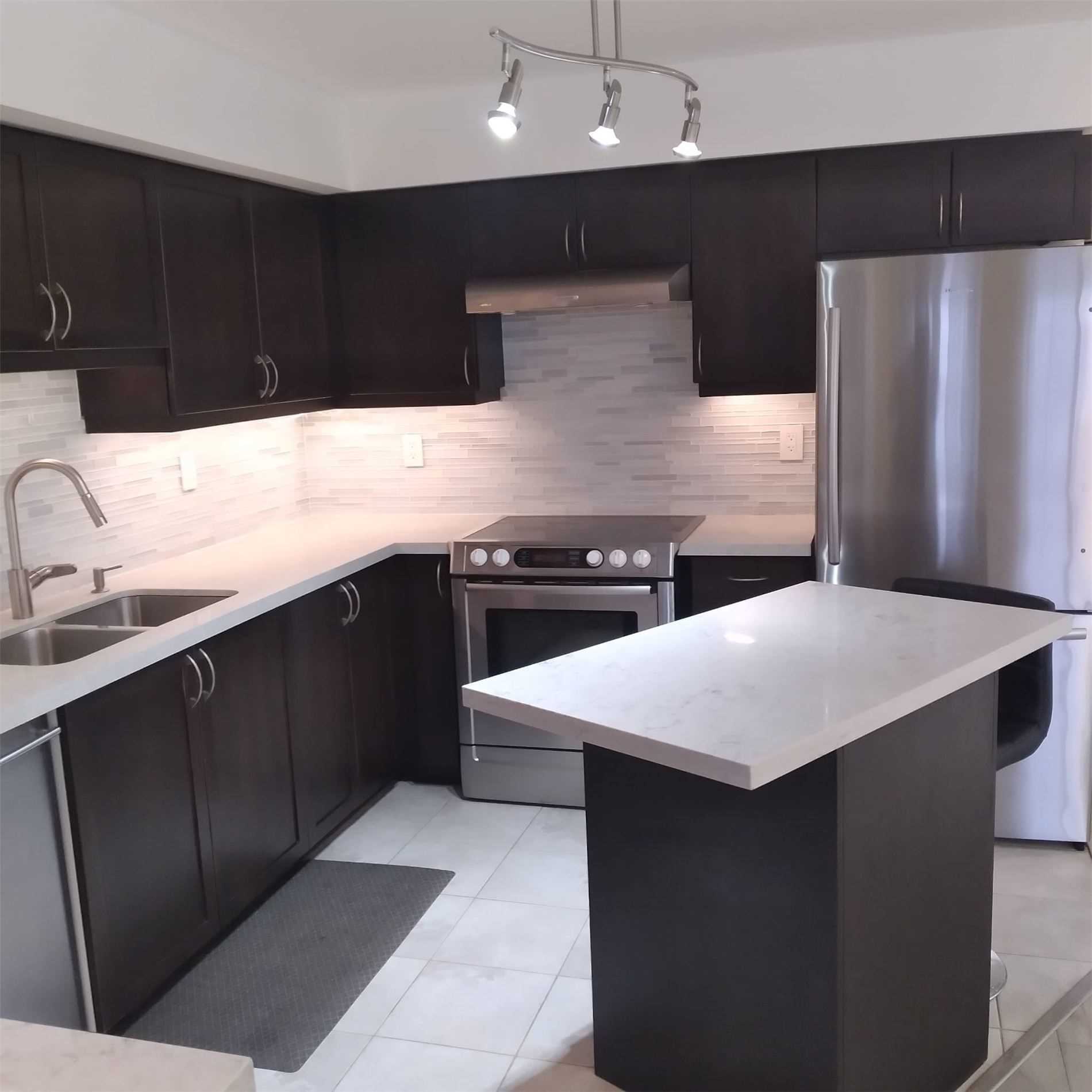 51 Hays Blvd, #1