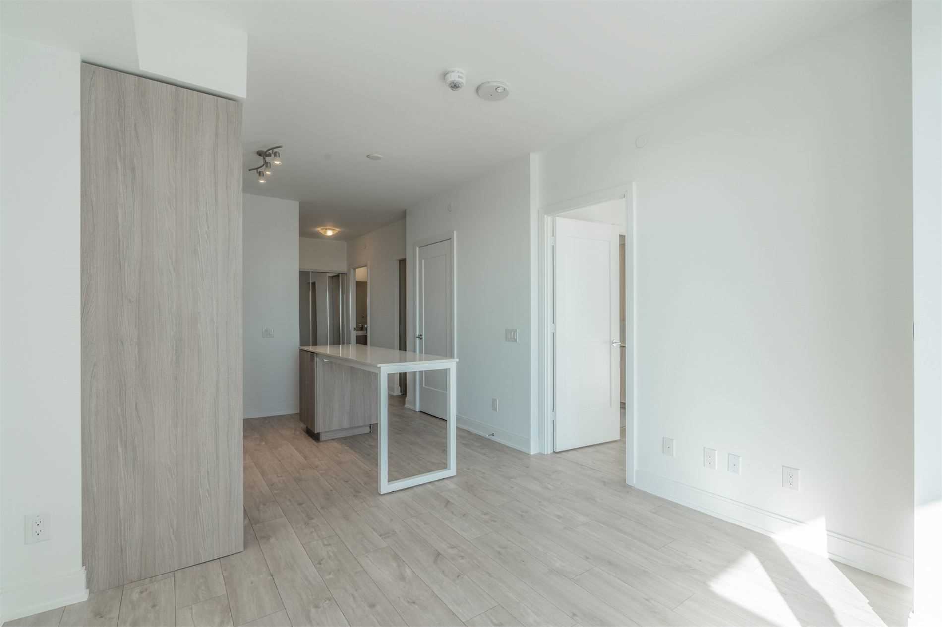 70 Annie Craig Dr, #1406