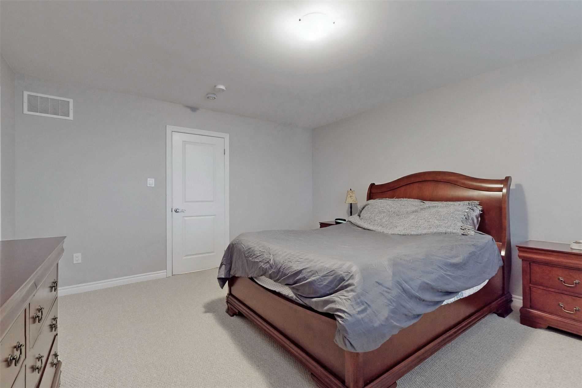 Listing W5870962 - Large Photo # 21