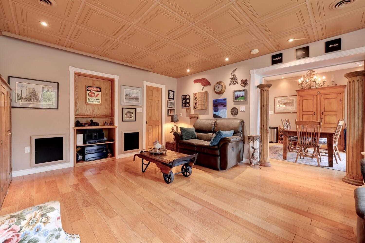 Listing W5871059 - Large Photo # 15