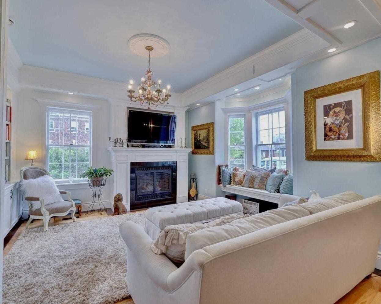 Listing W5871059 - Large Photo # 5