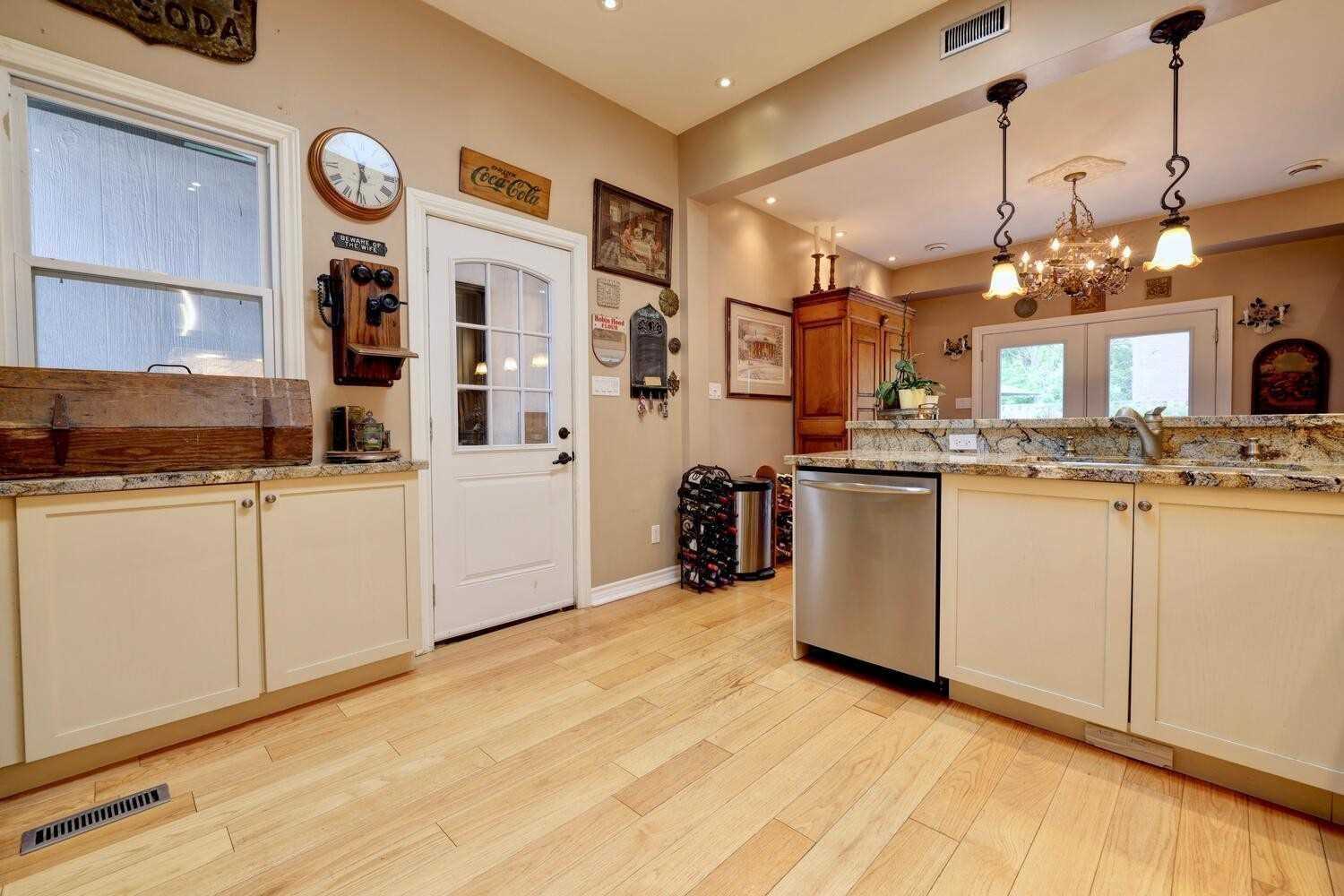 Listing W5871059 - Large Photo # 11