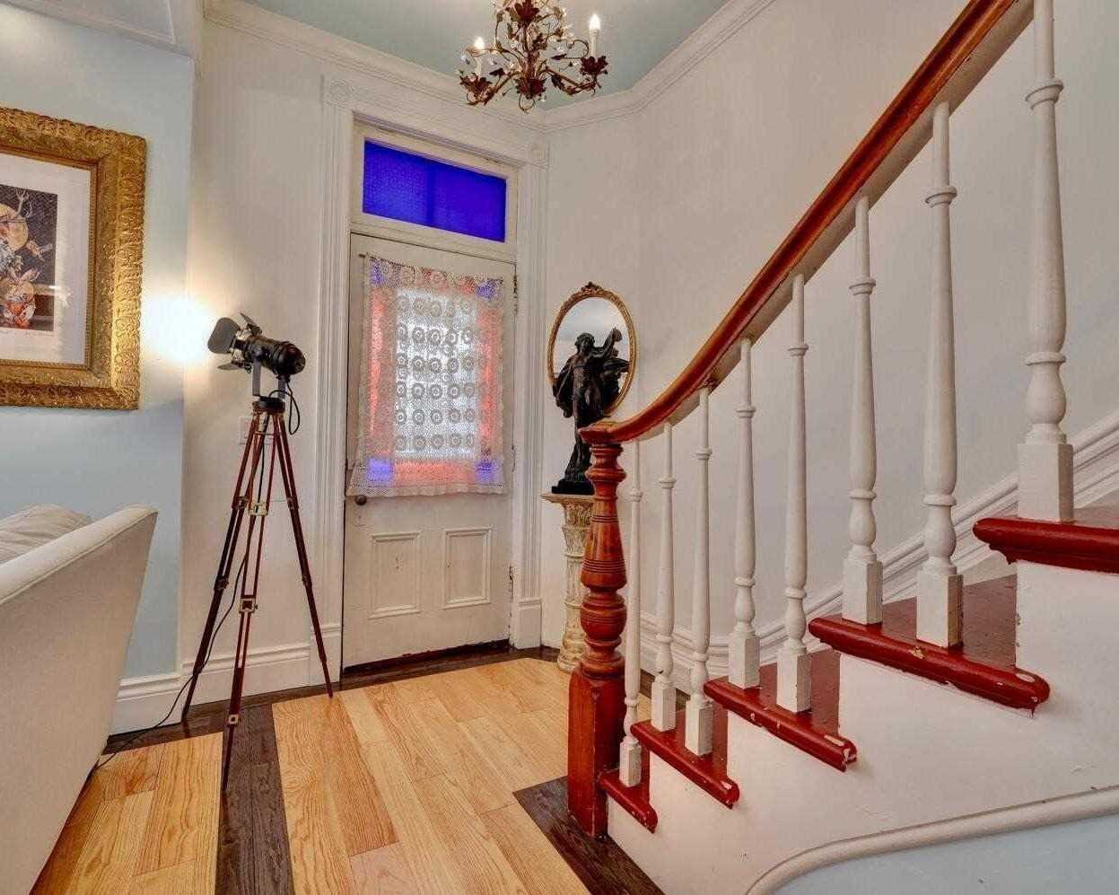 Listing W5871059 - Large Photo # 4