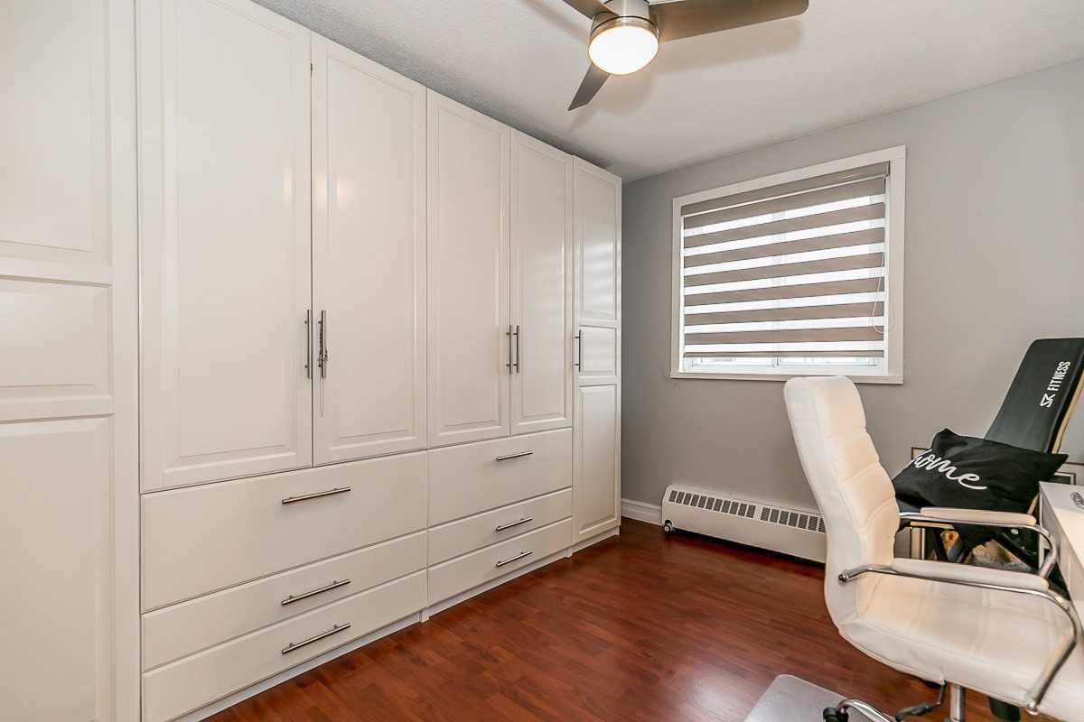 Listing W5871394 - Large Photo # 11