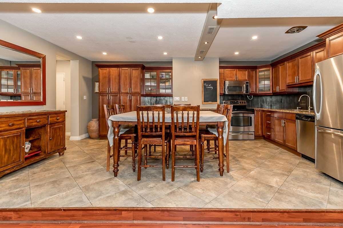 Listing W5871394 - Large Photo # 2