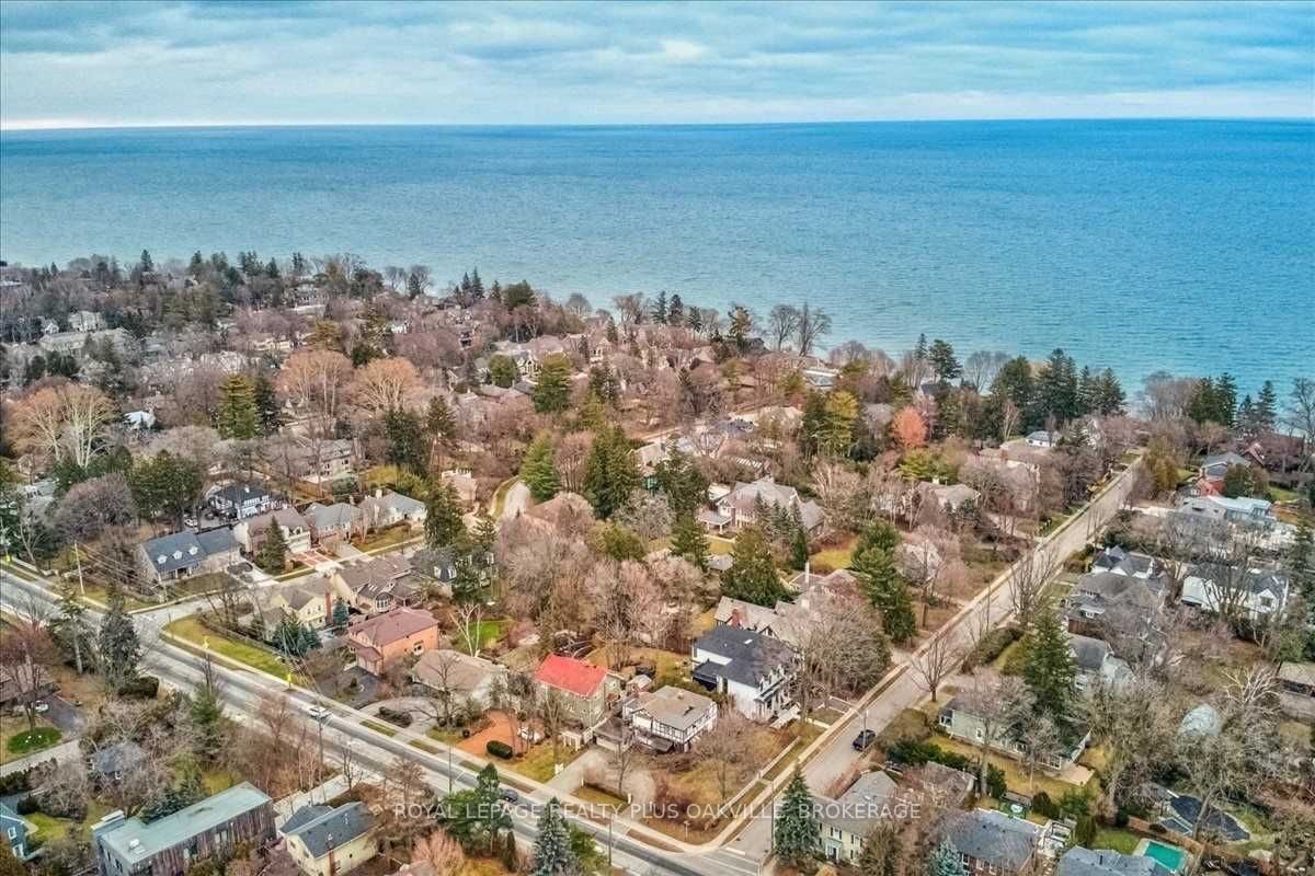 Listing W5871463 - Large Photo # 3