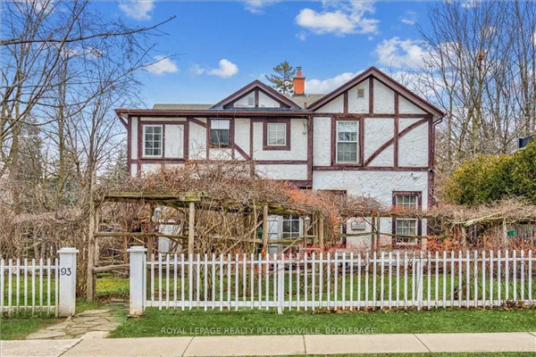 93 Second St, Oakville
