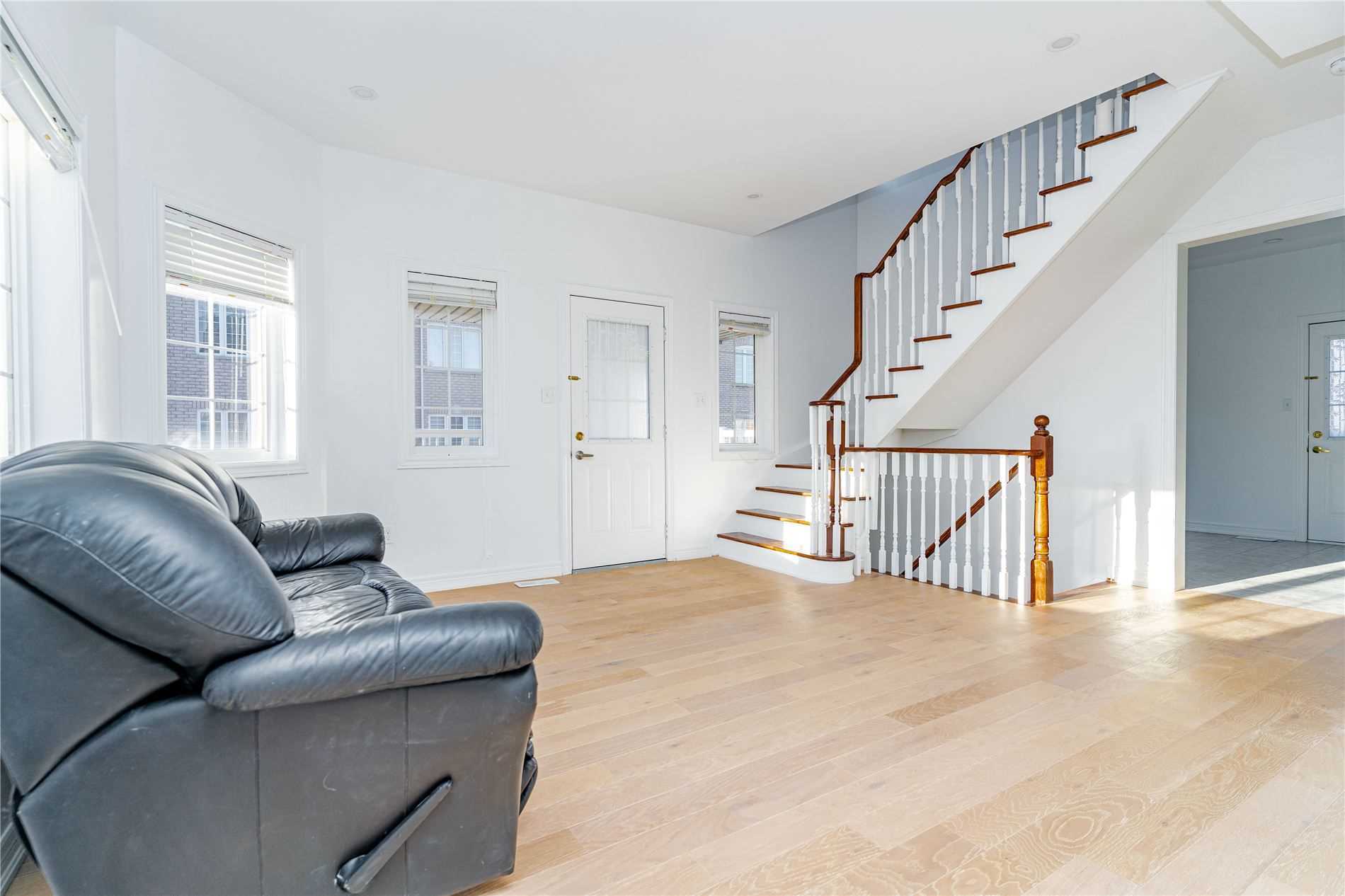 Listing W5872021 - Large Photo # 8