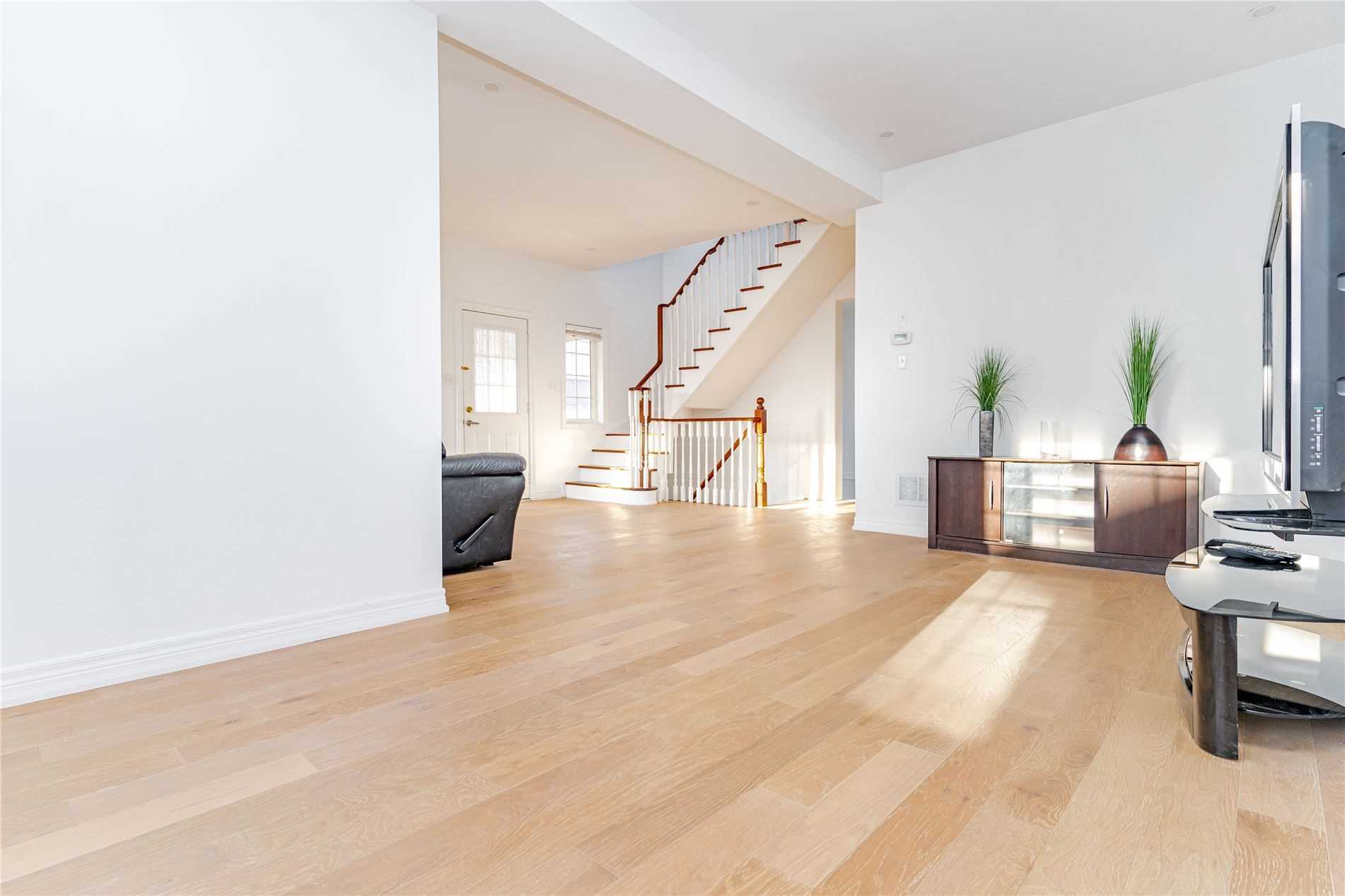 Listing W5872021 - Large Photo # 12