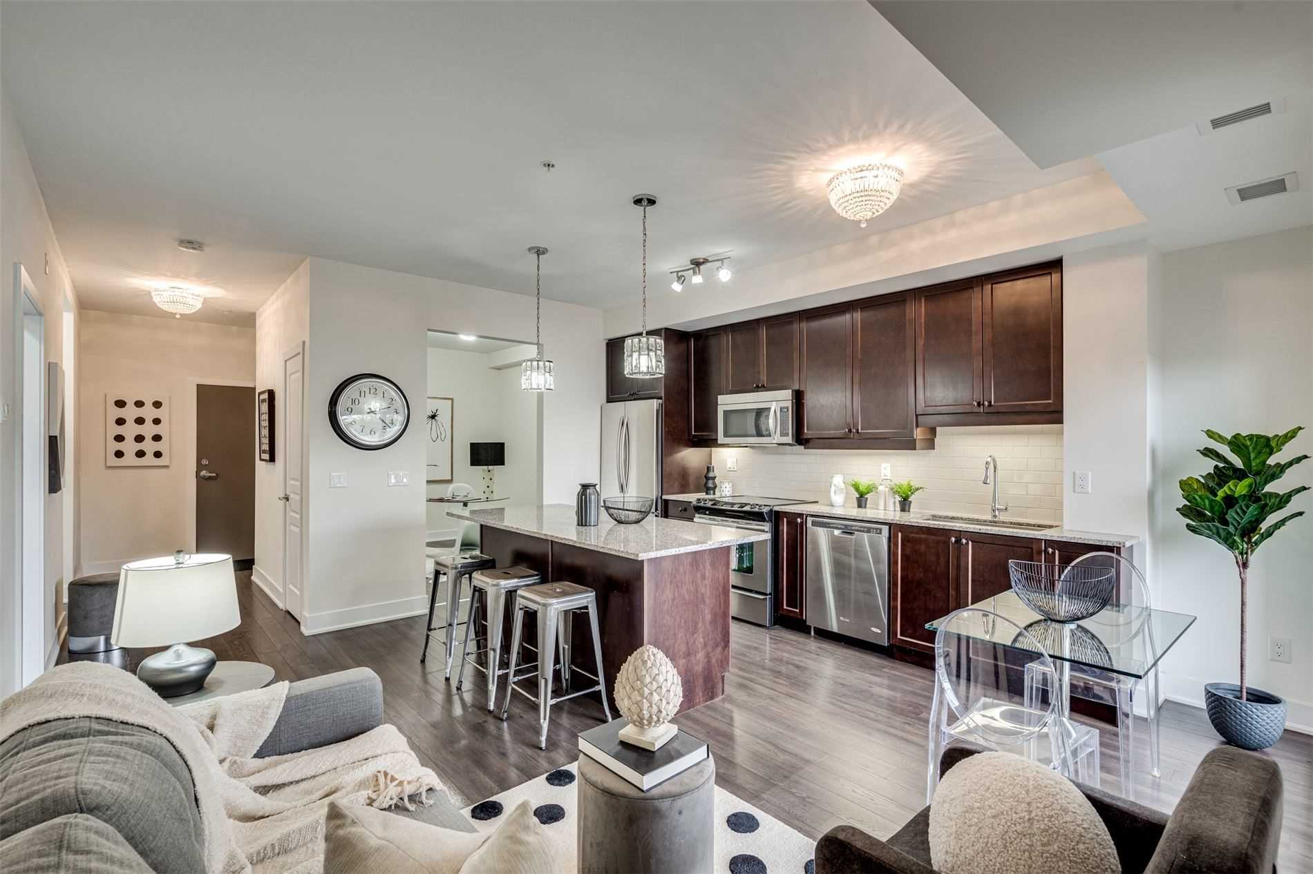 Listing W5872057 - Large Photo # 12
