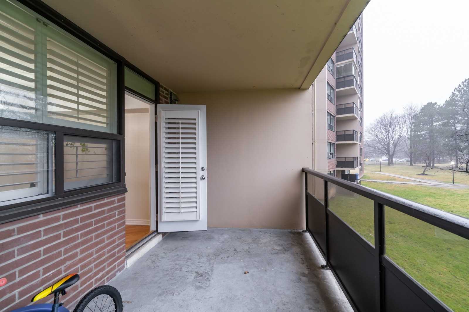 Listing W5872247 - Large Photo # 17