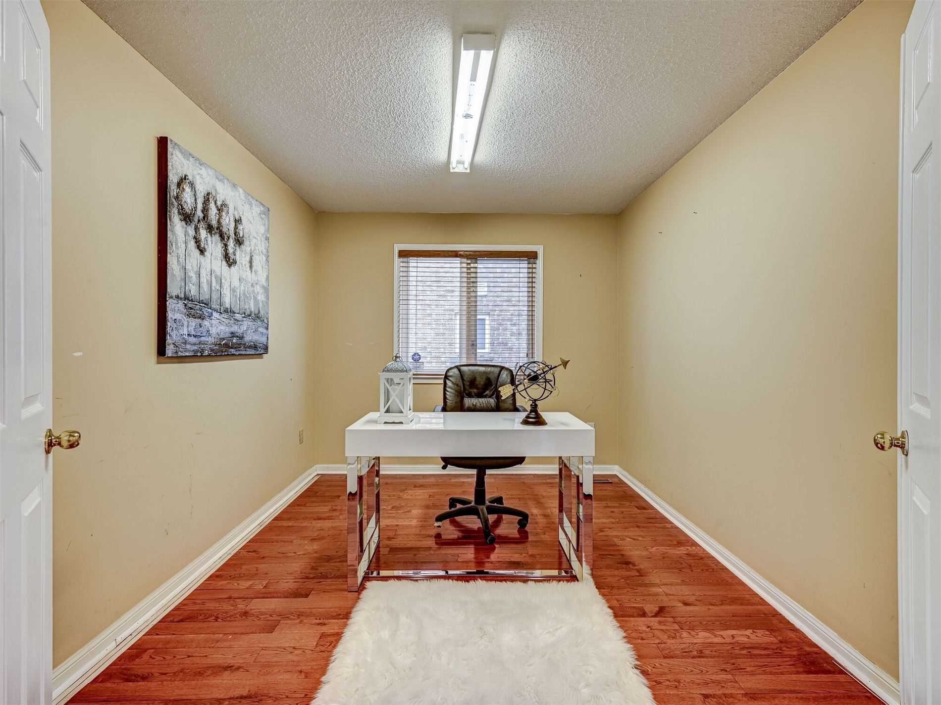 Listing W5872302 - Large Photo # 29