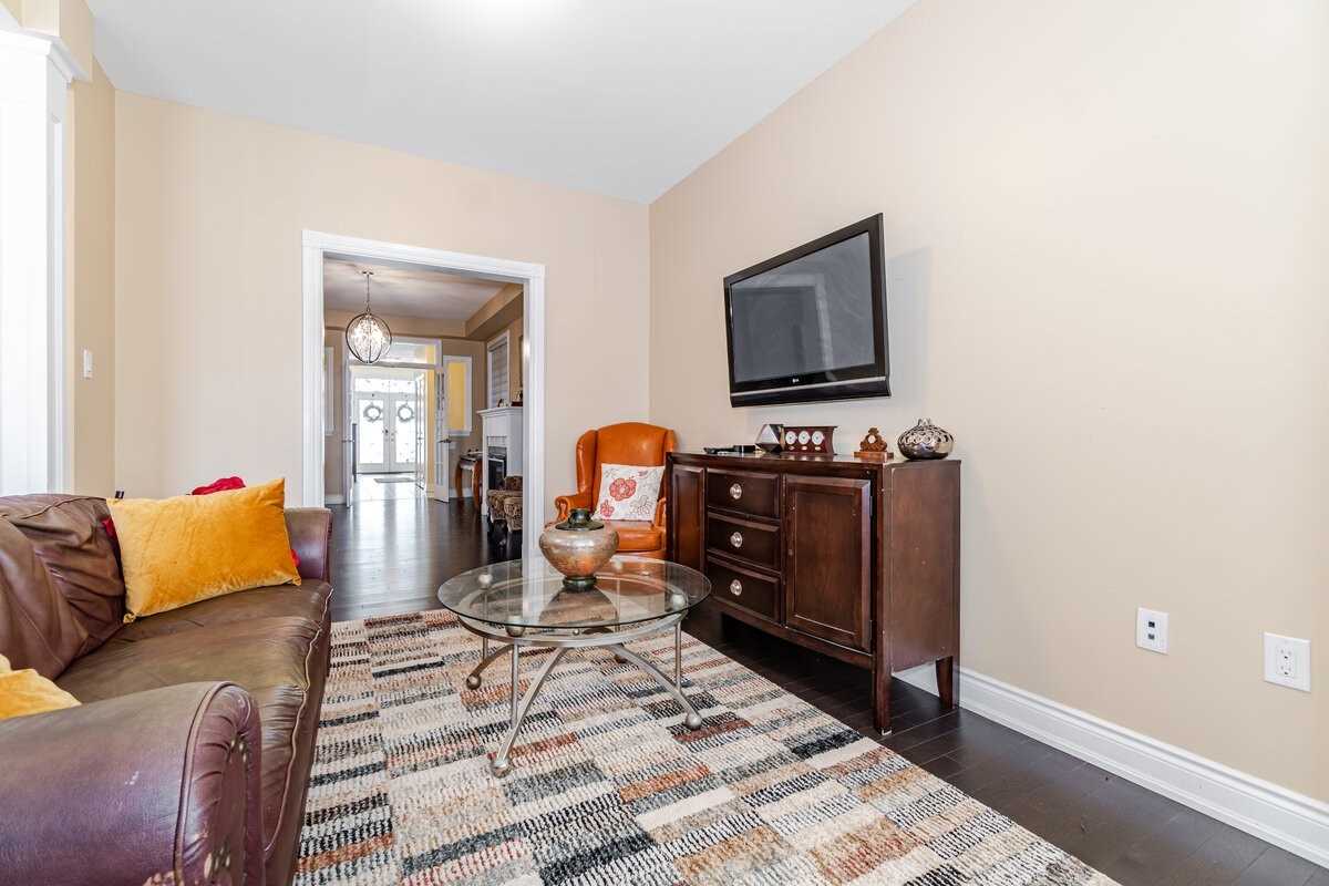 Listing W5872479 - Large Photo # 6