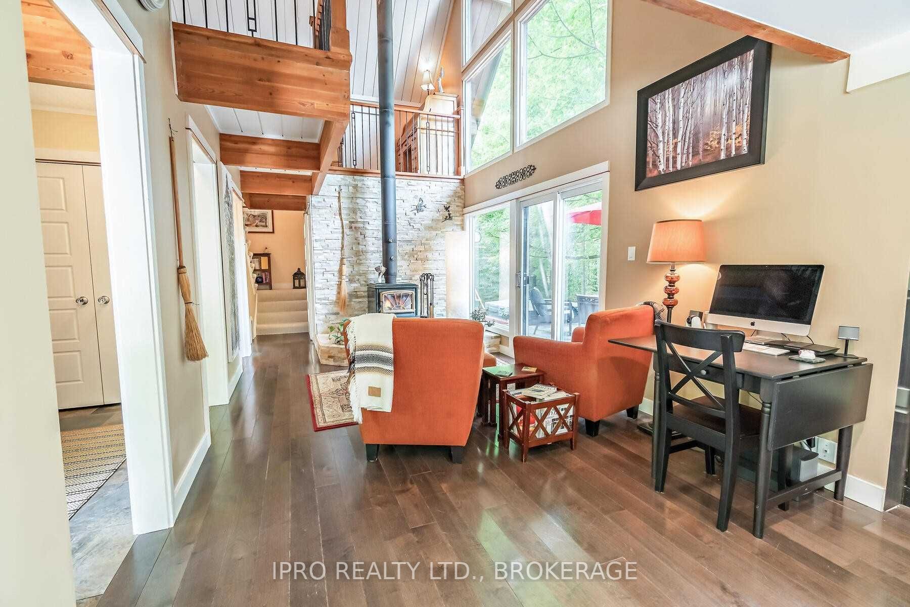 Listing W5872714 - Large Photo # 12