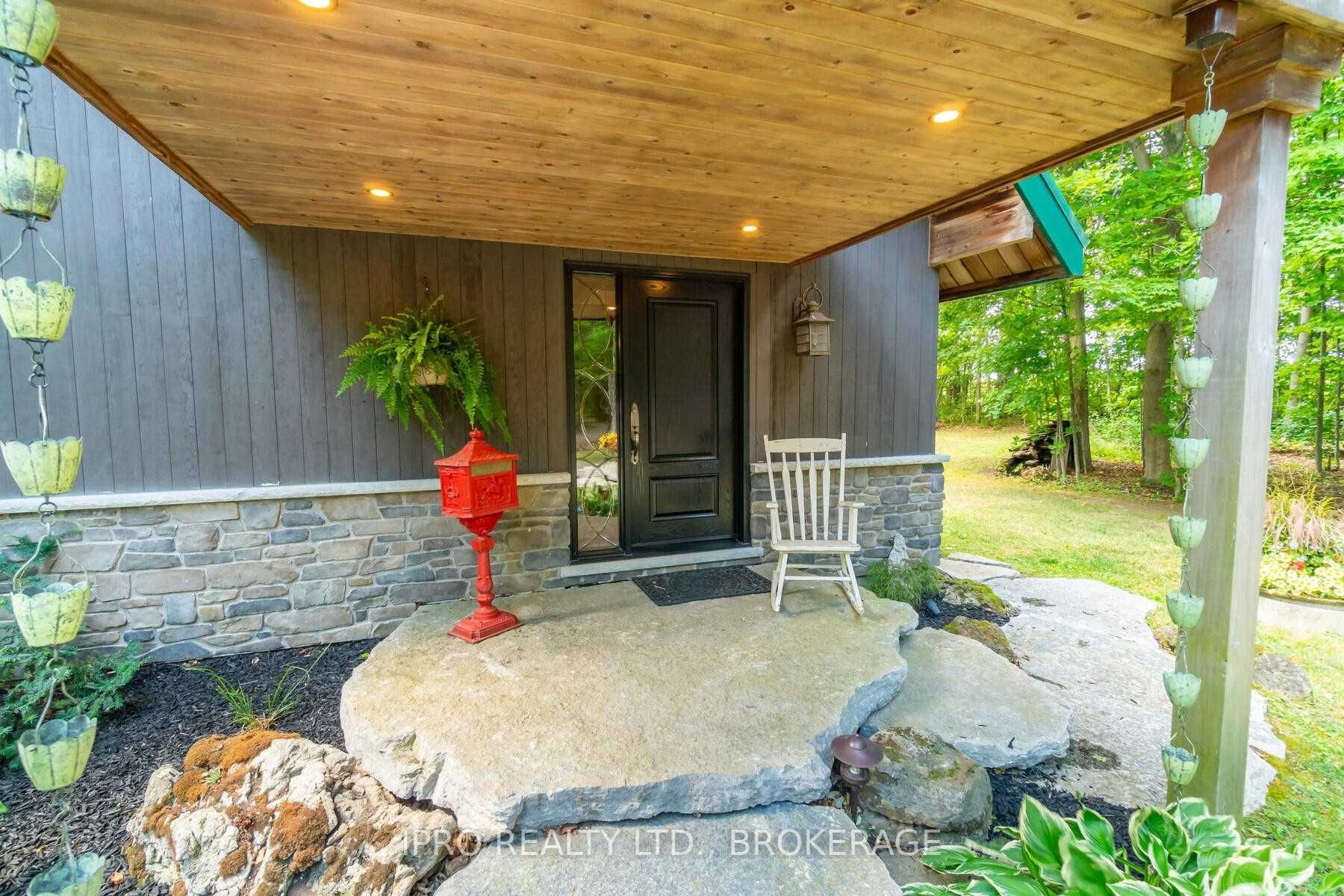 Listing W5872714 - Large Photo # 4