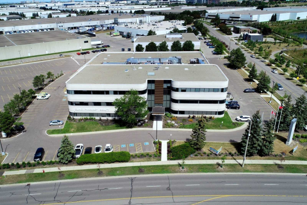320 Matheson Blvd W, Mississauga