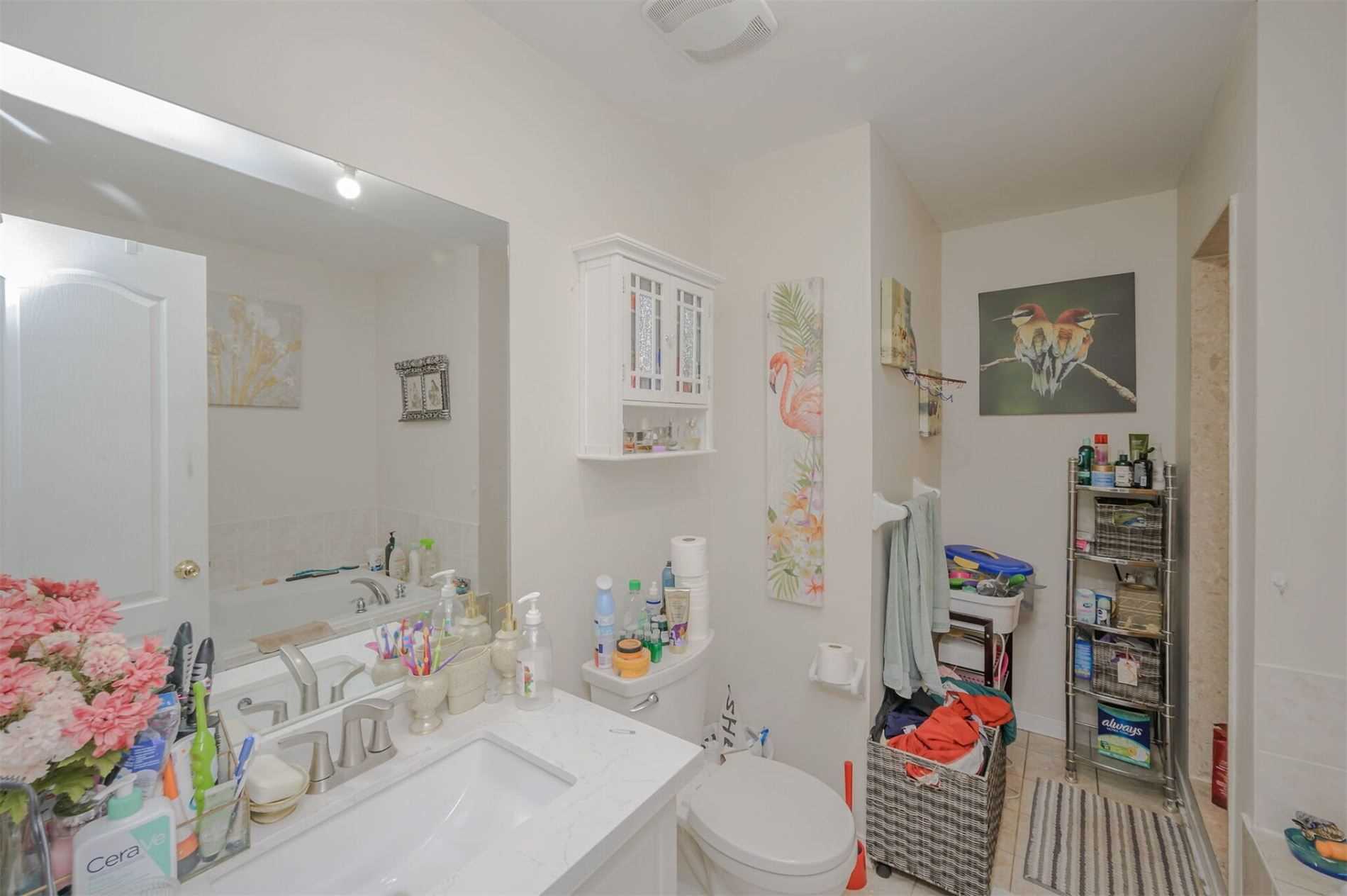 Listing W5872840 - Large Photo # 19
