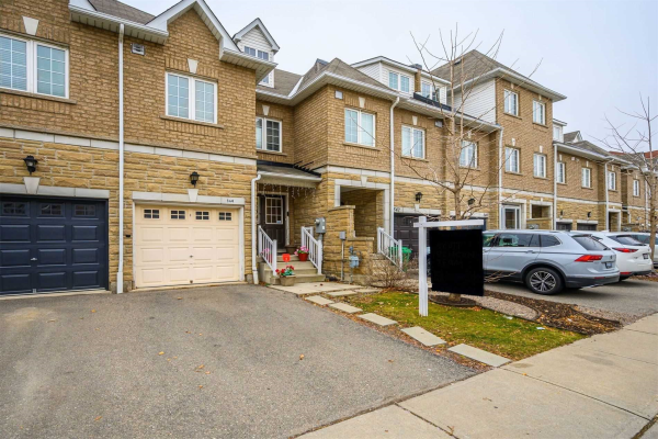 544 Candlestick Circ, Mississauga