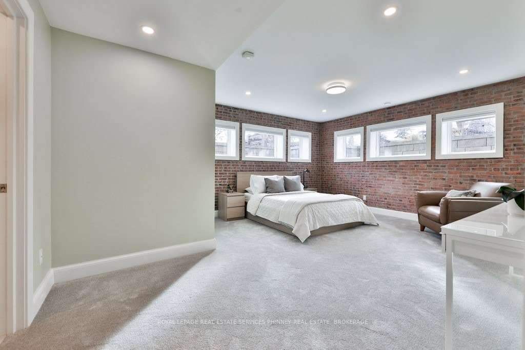 Listing W5873285 - Large Photo # 32