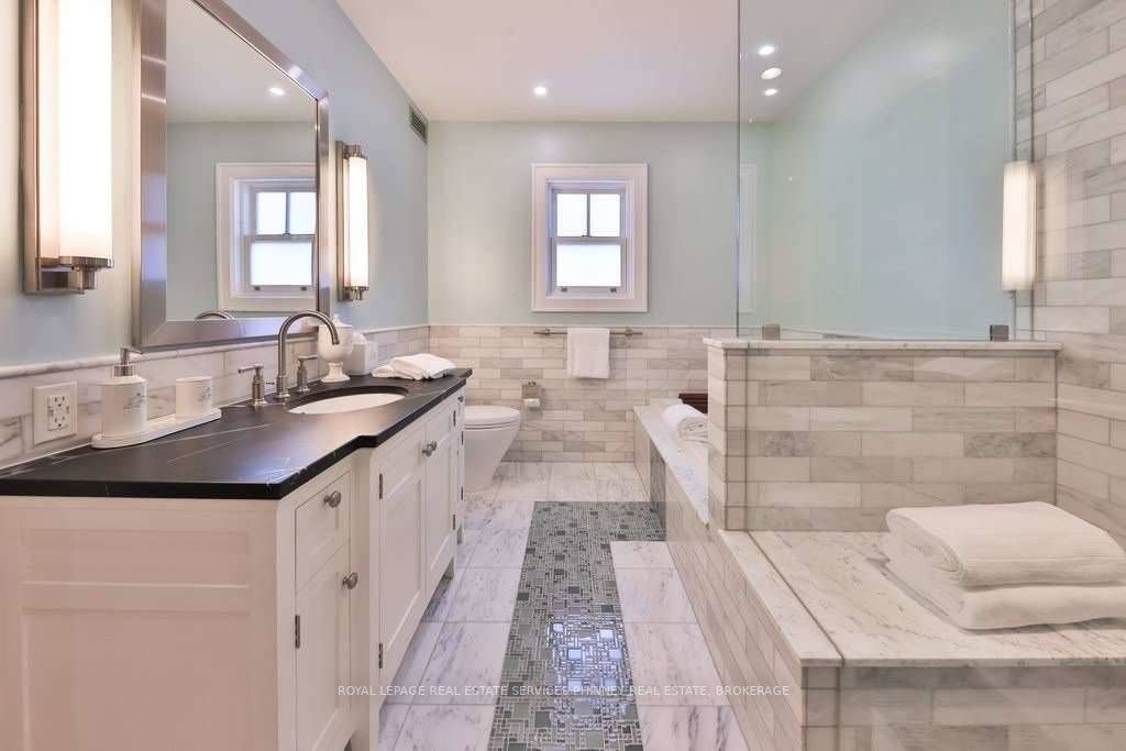 Listing W5873285 - Large Photo # 24