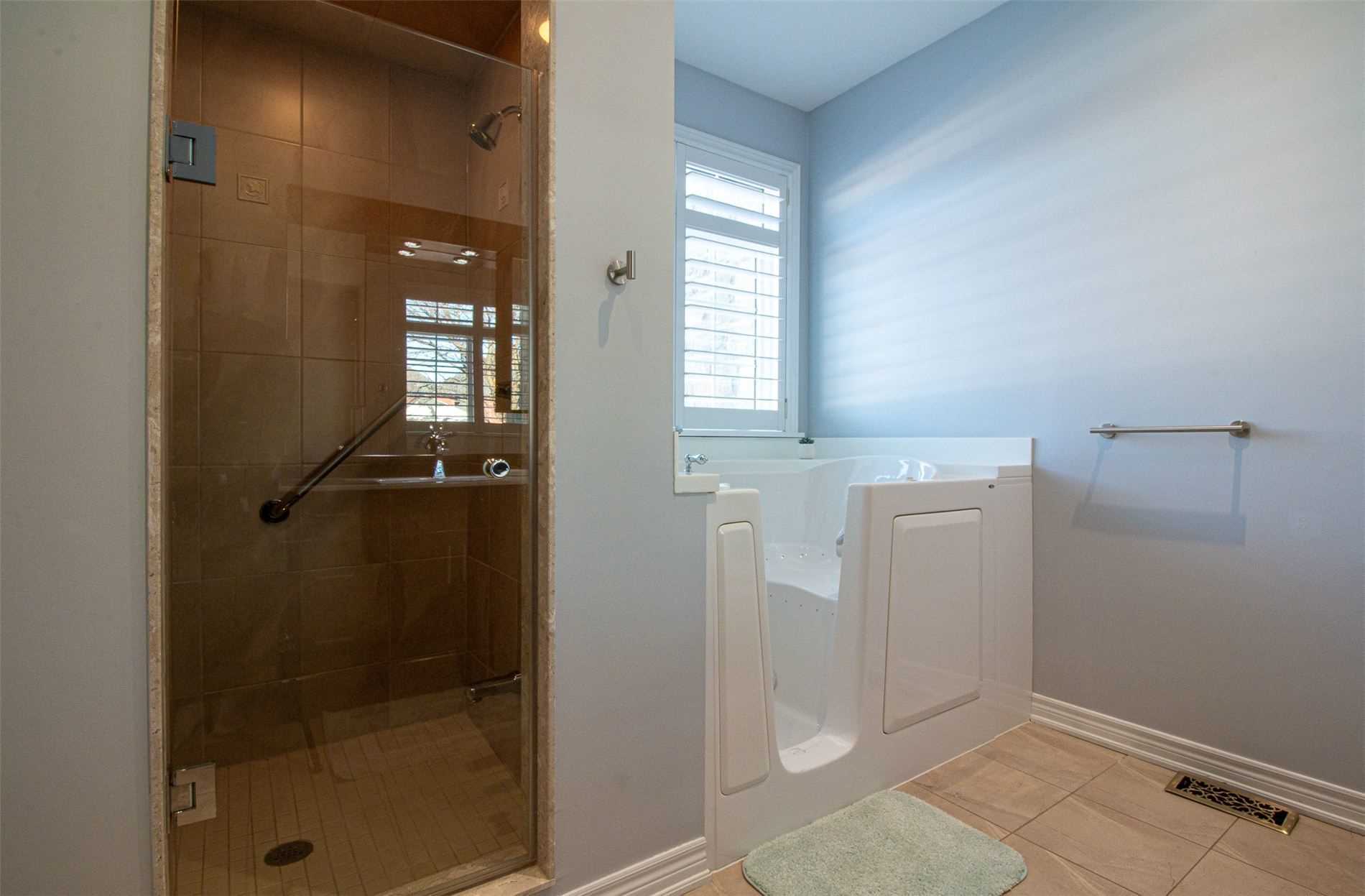 Listing W5873450 - Large Photo # 18
