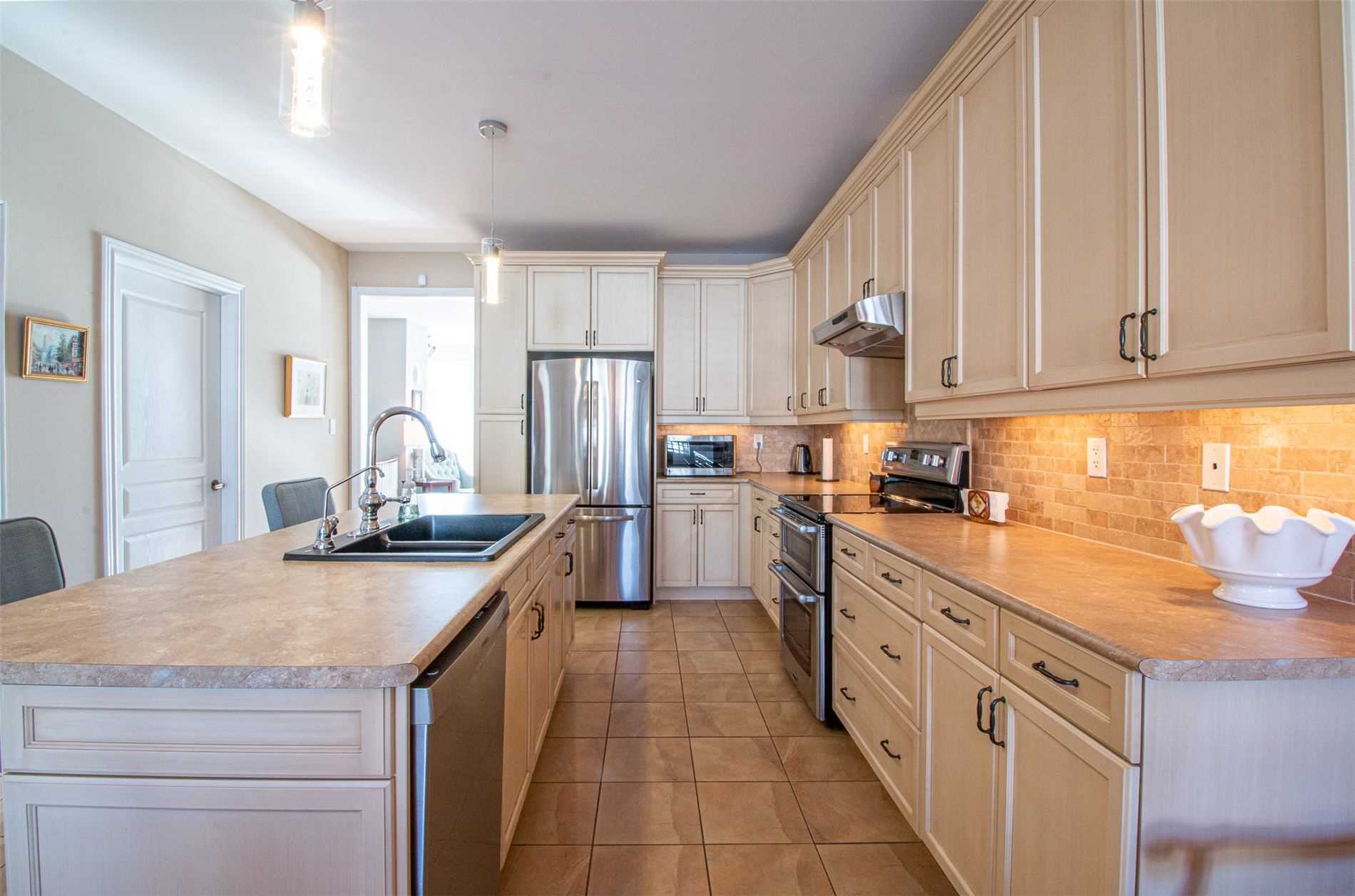 Listing W5873450 - Large Photo # 12
