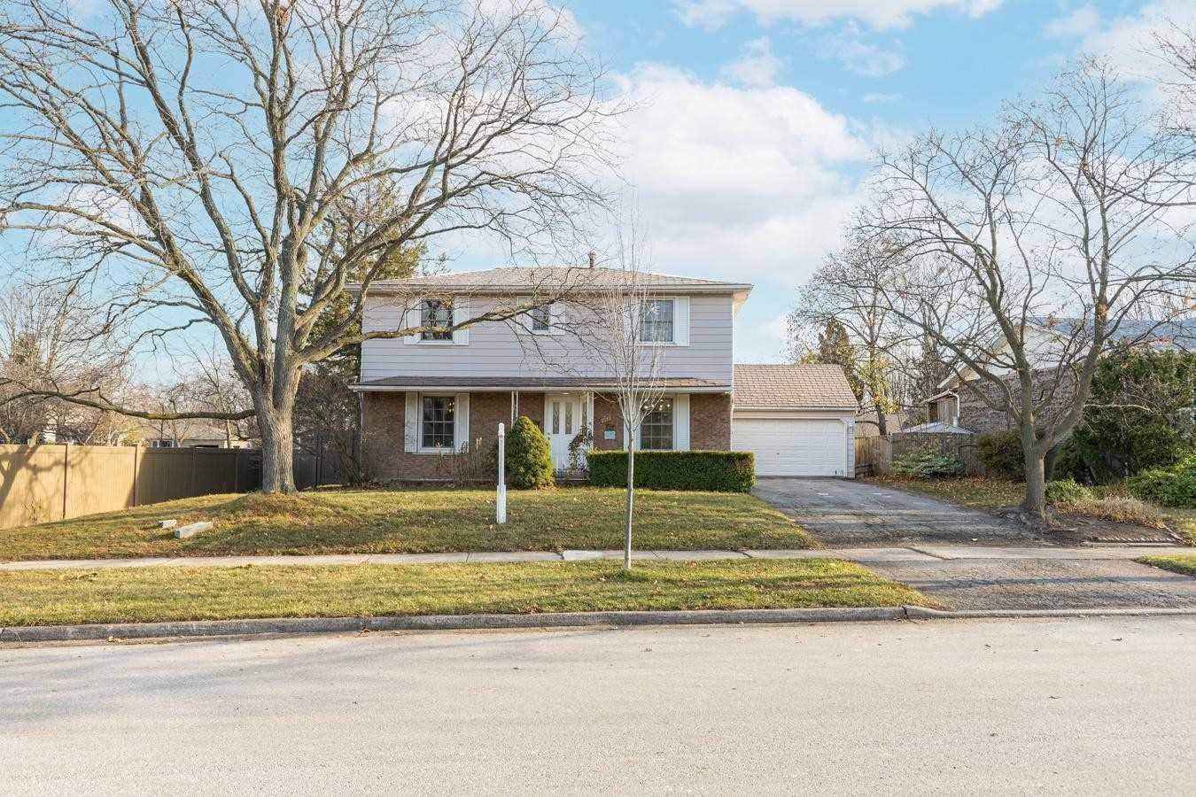 Listing W5873463 - Large Photo # 1