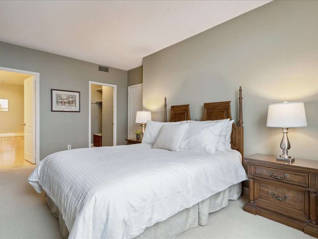 Listing W5873703 - Large Photo # 18