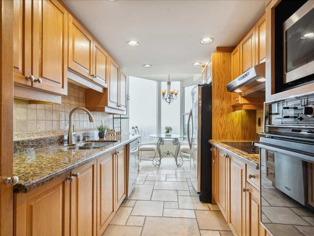 Listing W5873703 - Large Photo # 8