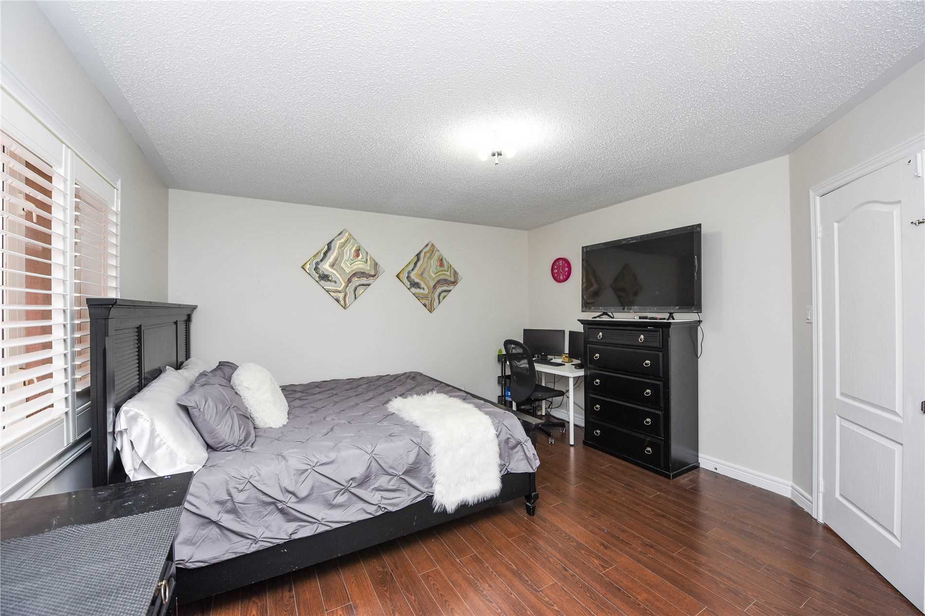 32 Charger Lane
