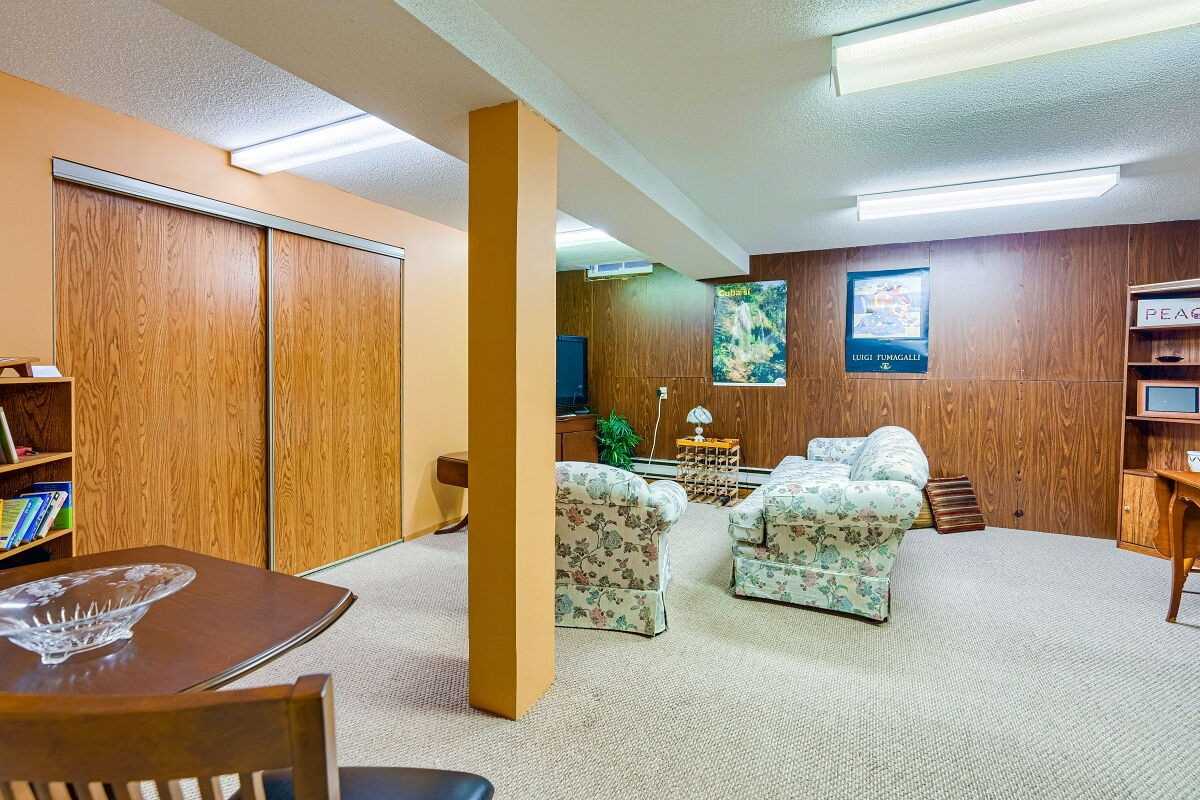 Listing W5873895 - Large Photo # 33