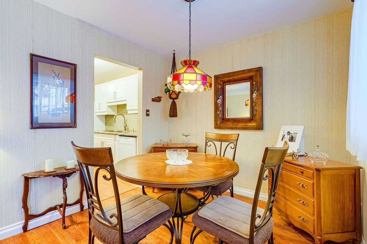 Listing W5873895 - Large Photo # 10