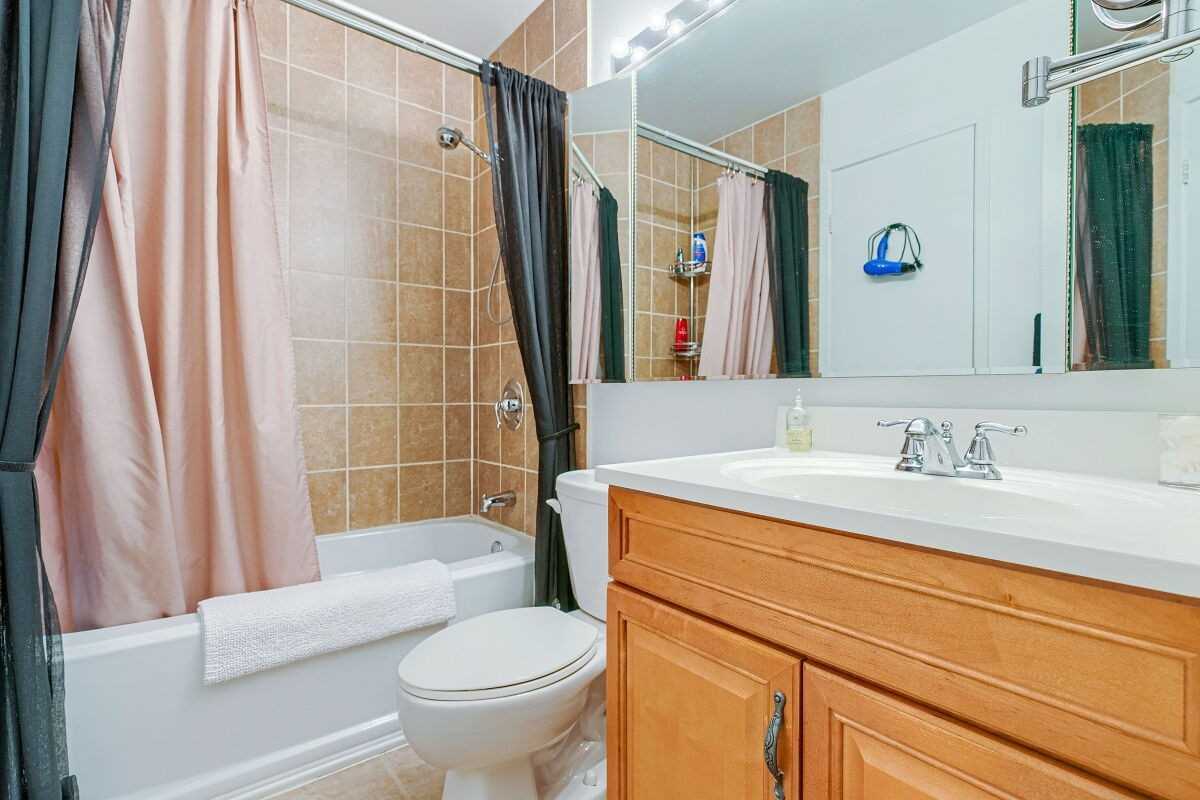 Listing W5873895 - Large Photo # 28