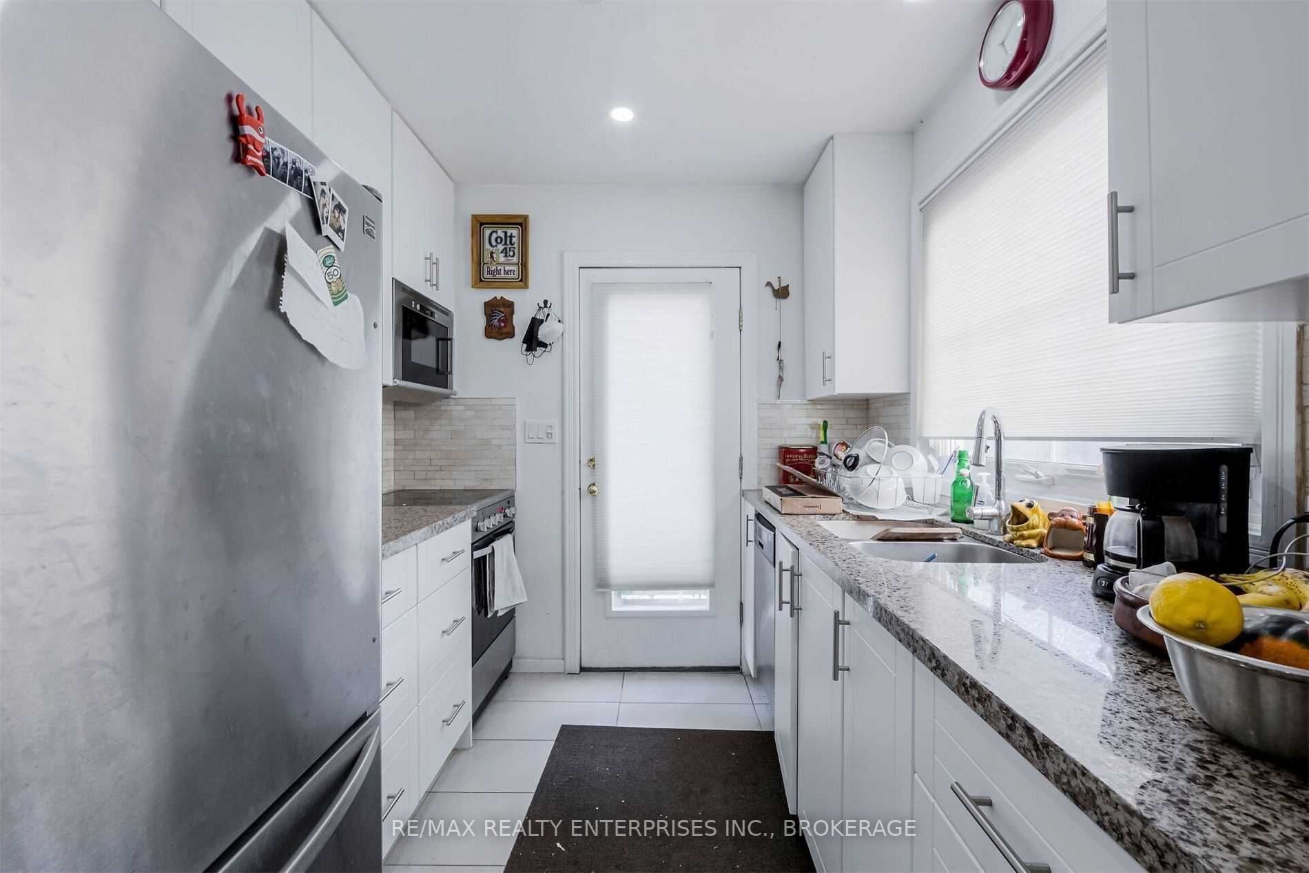 Listing W5874208 - Large Photo # 8