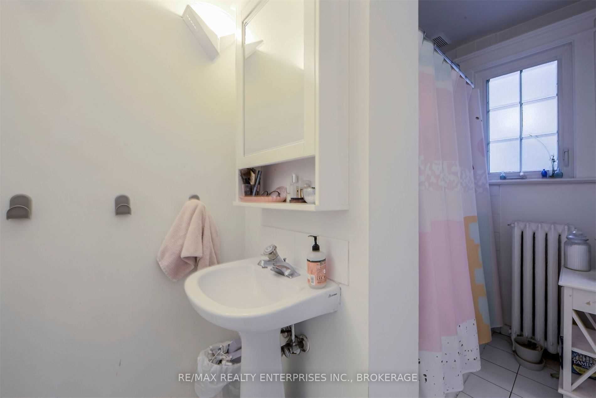 Listing W5874208 - Large Photo # 17