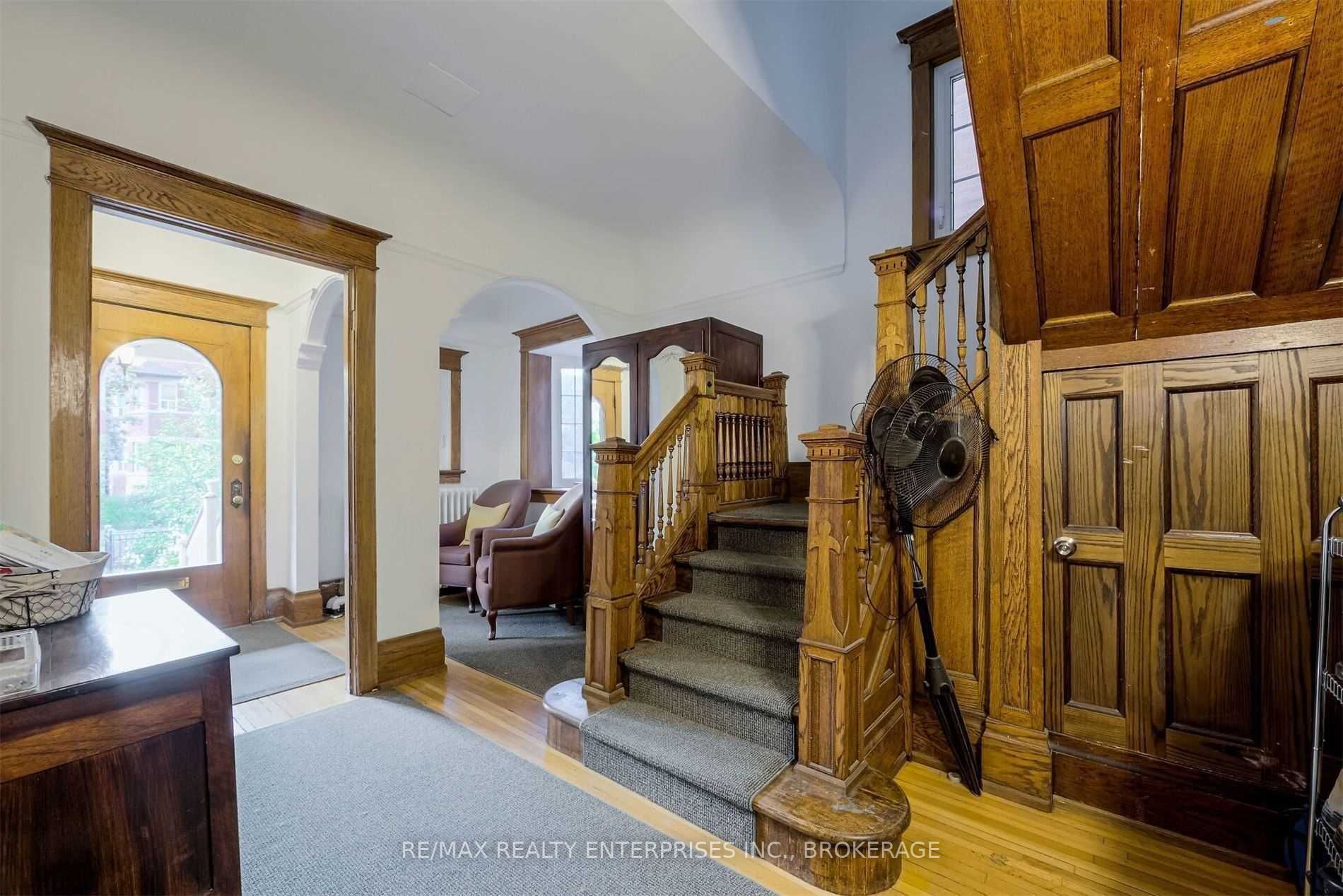 Listing W5874208 - Large Photo # 4