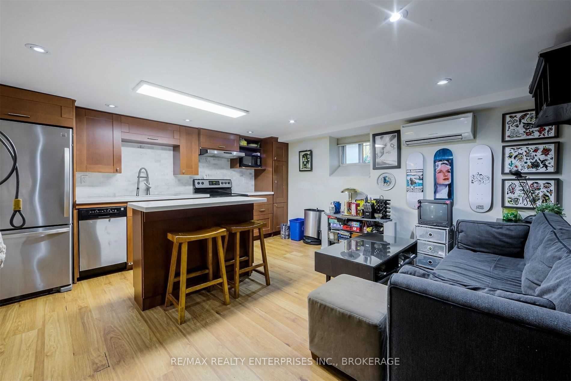 Listing W5874208 - Large Photo # 24