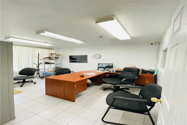 6790 Davand Dr, Mississauga