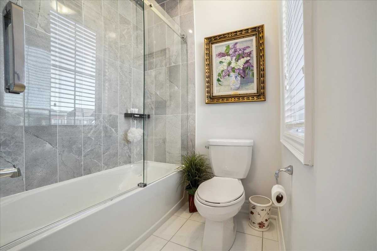 Listing W5874390 - Large Photo # 27