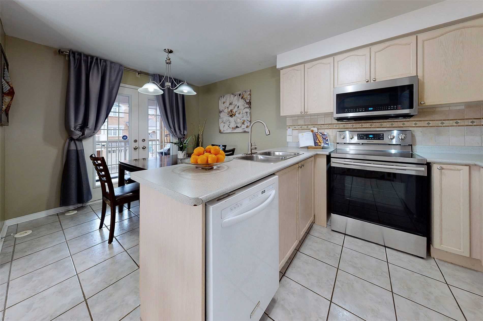 Listing W5874423 - Large Photo # 6