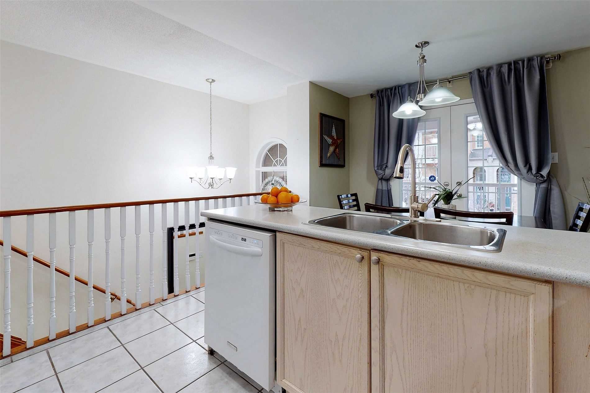 Listing W5874423 - Large Photo # 8