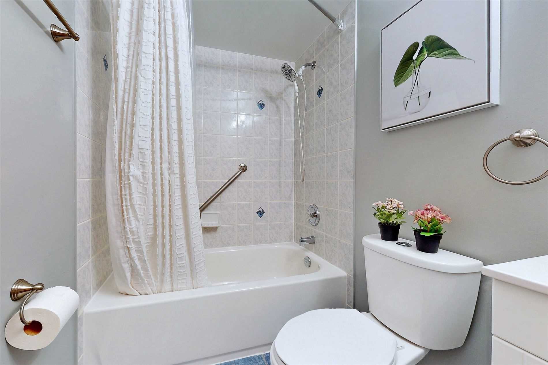 Listing W5874423 - Large Photo # 28
