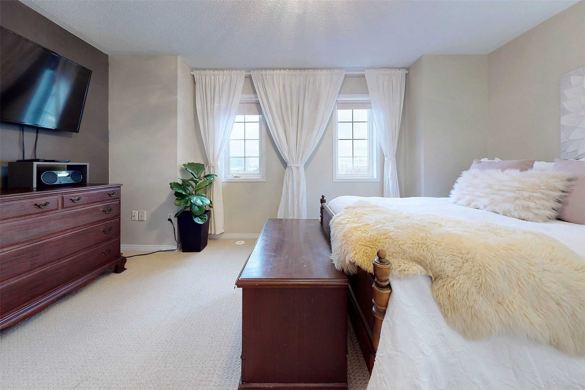 Listing W5874423 - Large Photo # 19