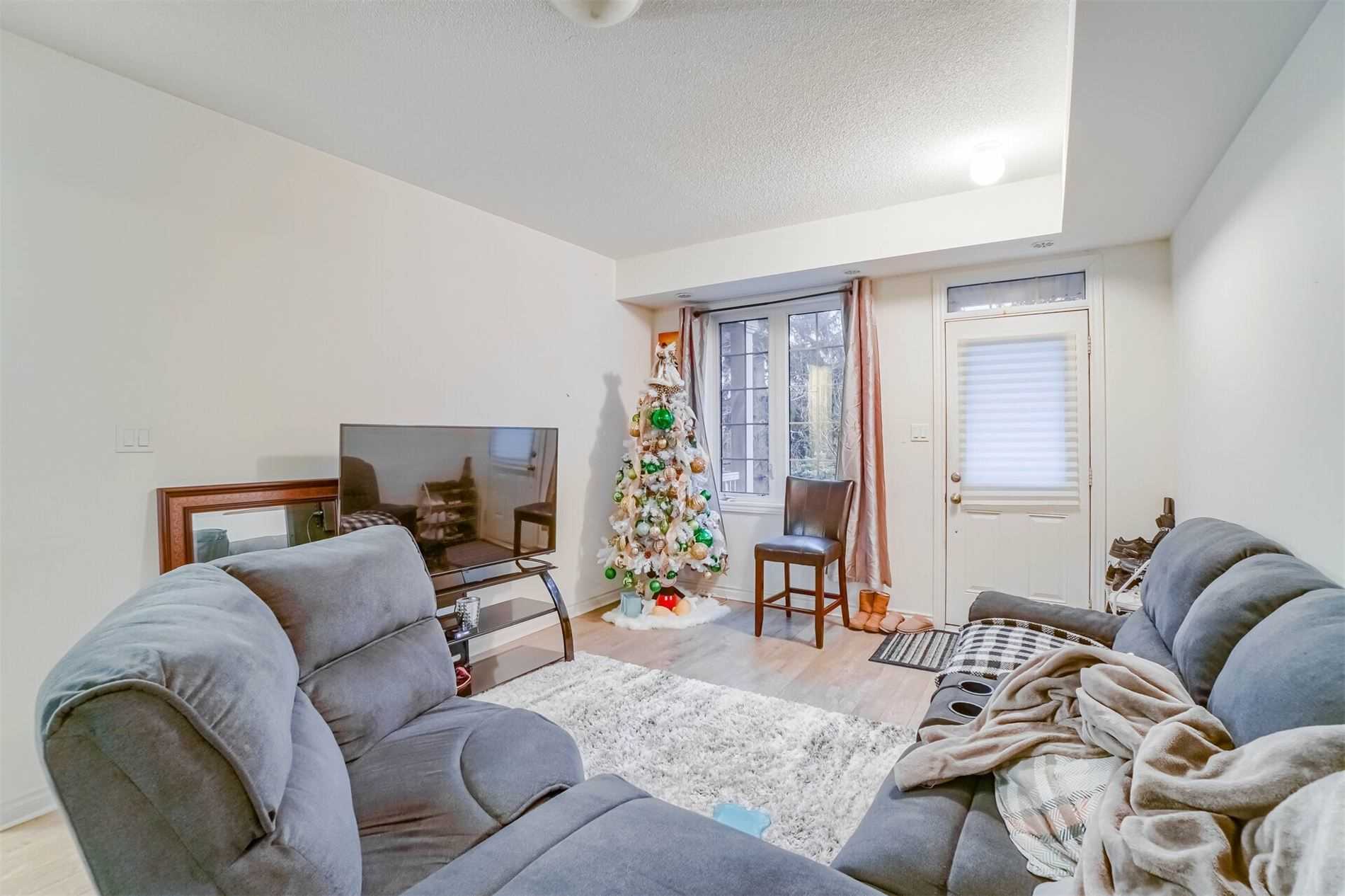 Listing W5874471 - Large Photo # 5